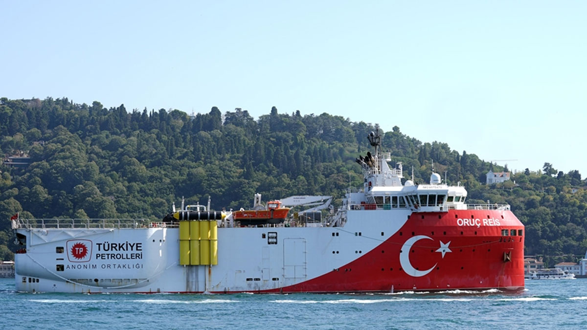 Oruç Reis Sismik Araştırma Gemisi, ilk kıtalar arası görevini tamamladı