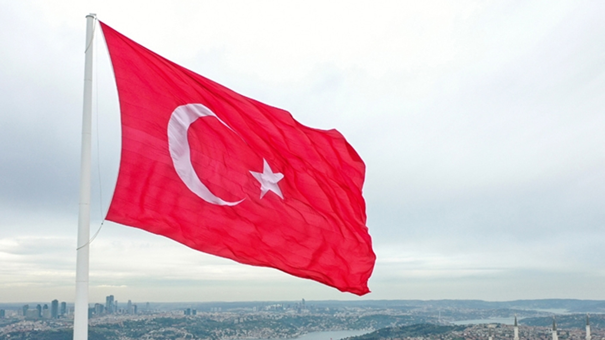 Katar'da düşen helikopterde 1 TSK personeli ile 2 ASELSAN teknisyeni şehit oldu