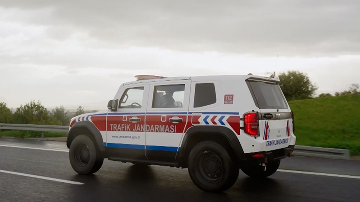 Türkiye'nin ilk yerli ve millî zırhlı SUV aracı TULGA 4x4 göreve başladı